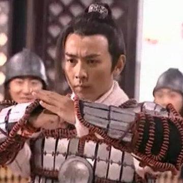 神选征伐：在神秘力量与人类智慧的交锋中，寻找胜利的真谛与希望